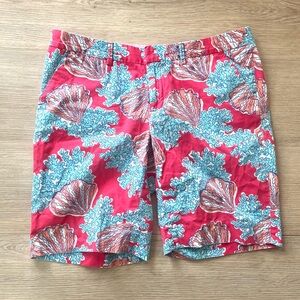Lilly Pulitzer Bermuda Avenue Shorts Size 8 Shells And Coral Pink And Blue
